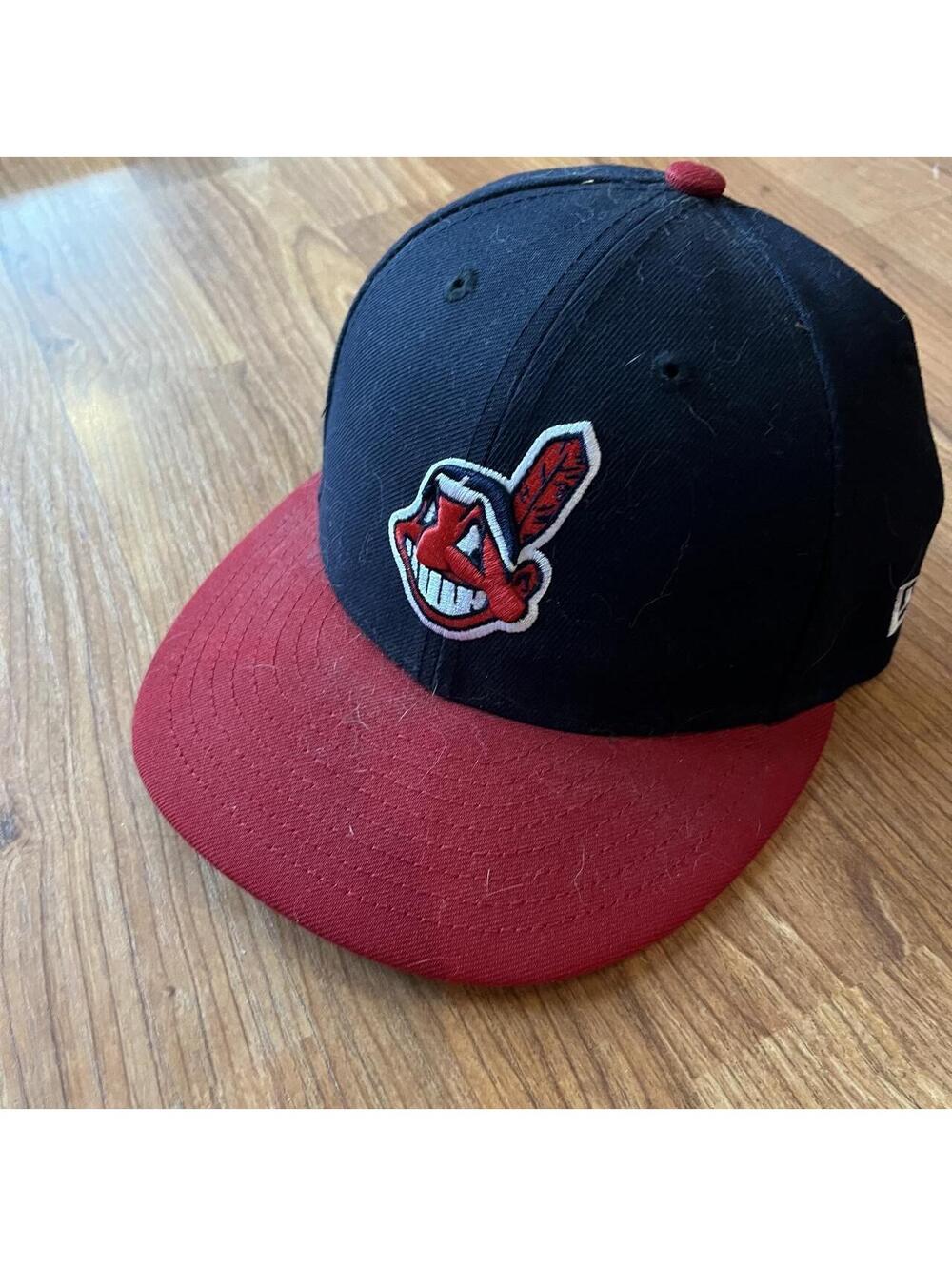 New Era Cleveland Indians baseball cap indian logo, size 6 7/8